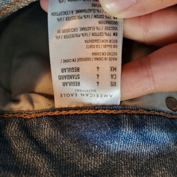 American eagle Mom jeans - Picture 5 of 5